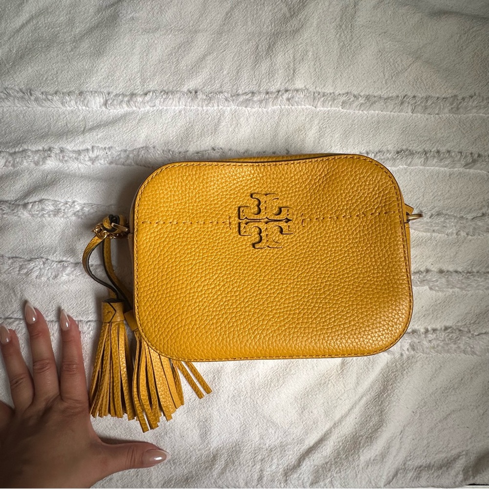 Tory Burch McGraw leather camera crossbody - yellow